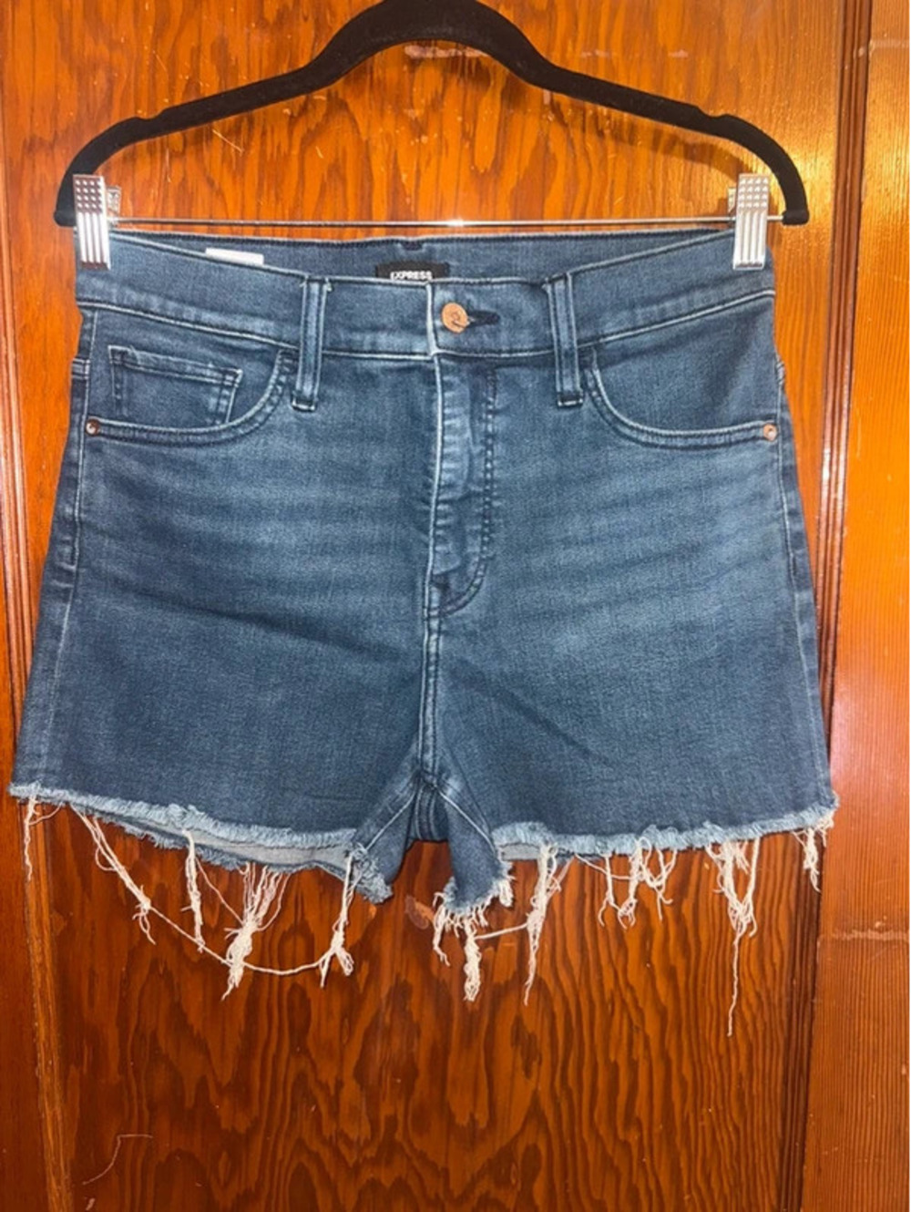 Express High Rise Hyper Stretch Frayed Denim Shorts Women’s Size 8